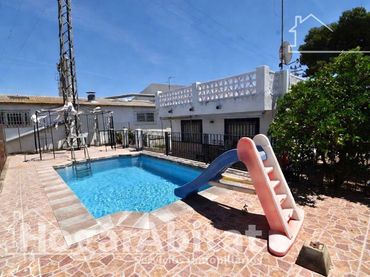Villa avec piscine à vendre à Polígono Número 38
