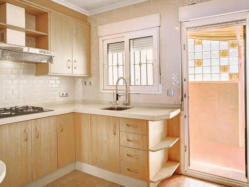 Küche von Haus oder Chalet zur Miete in Orihuela mit Klimaanlage, Privatgarten und Parkett