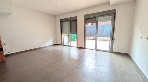 Foto 2 de Casa adosada en venta en Pioz, Guadalajara