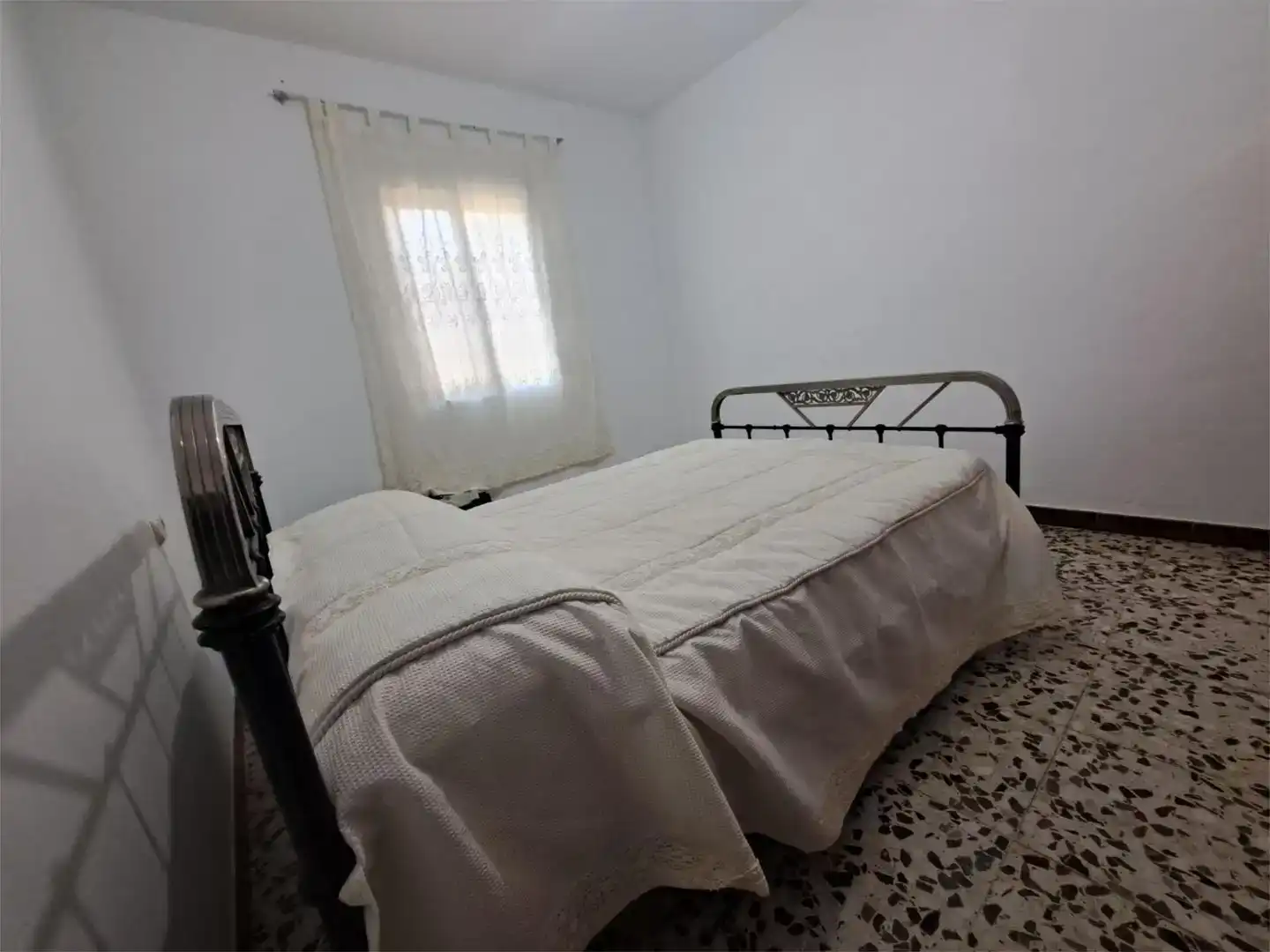 Dormitori de Casa o xalet en venda en Alfarnatejo