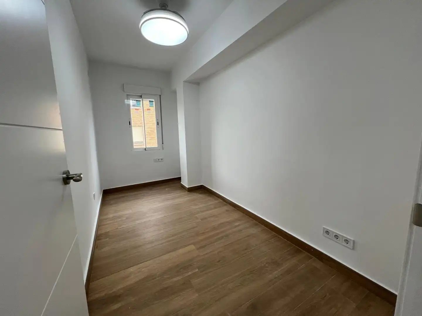 Schlafzimmer von Wohnung zum Verkauf in Córdoba mit Klimaanlage, Heizung und Terrasse