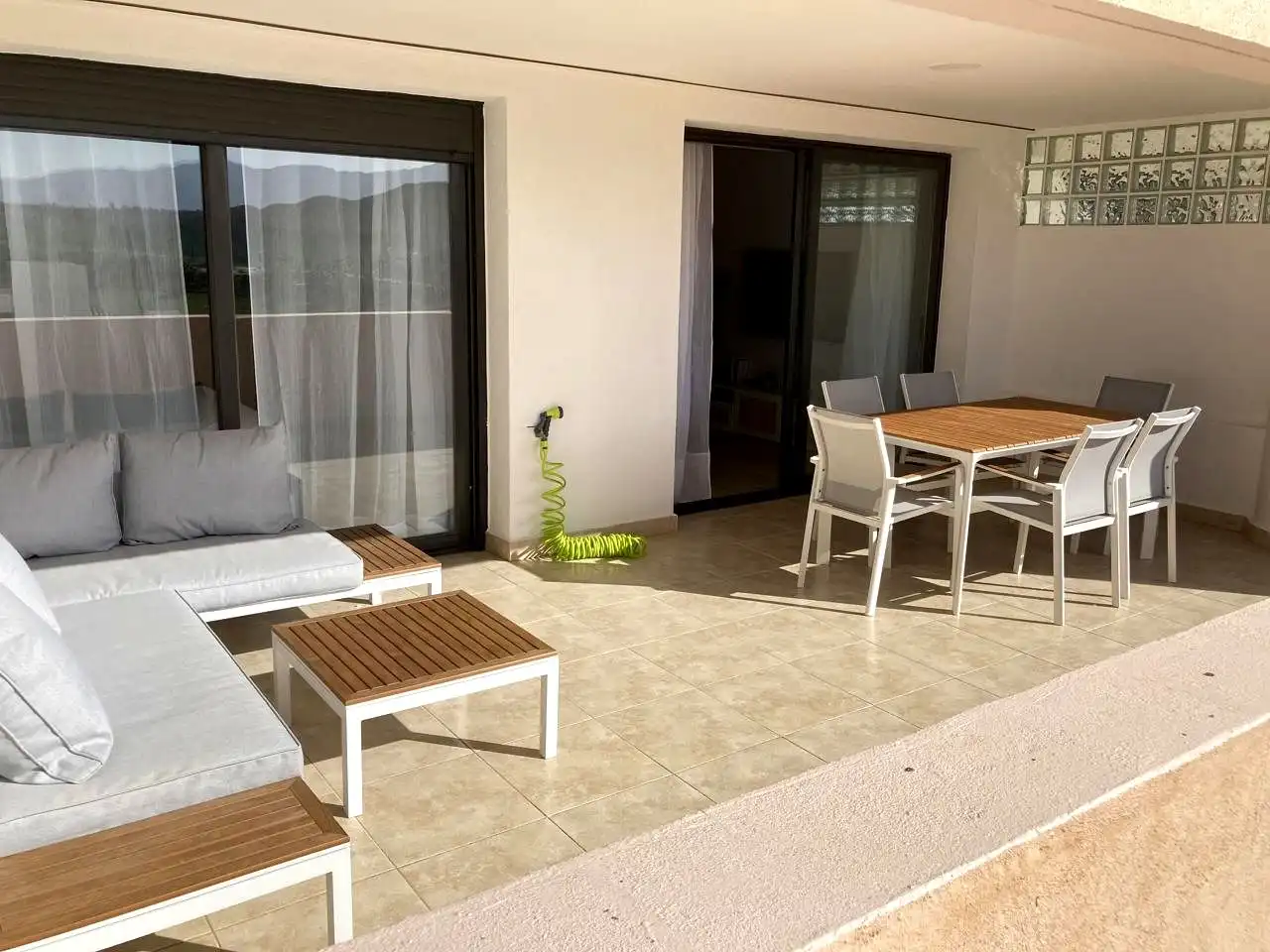 Wohnung zur Miete in Del Mulhacén, Golf Valle Este