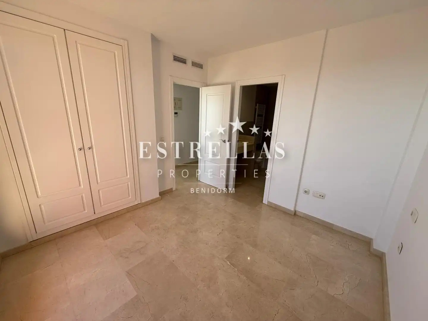 Mini appartamento con piscina in vendita a Golf Bahía, imagen 10