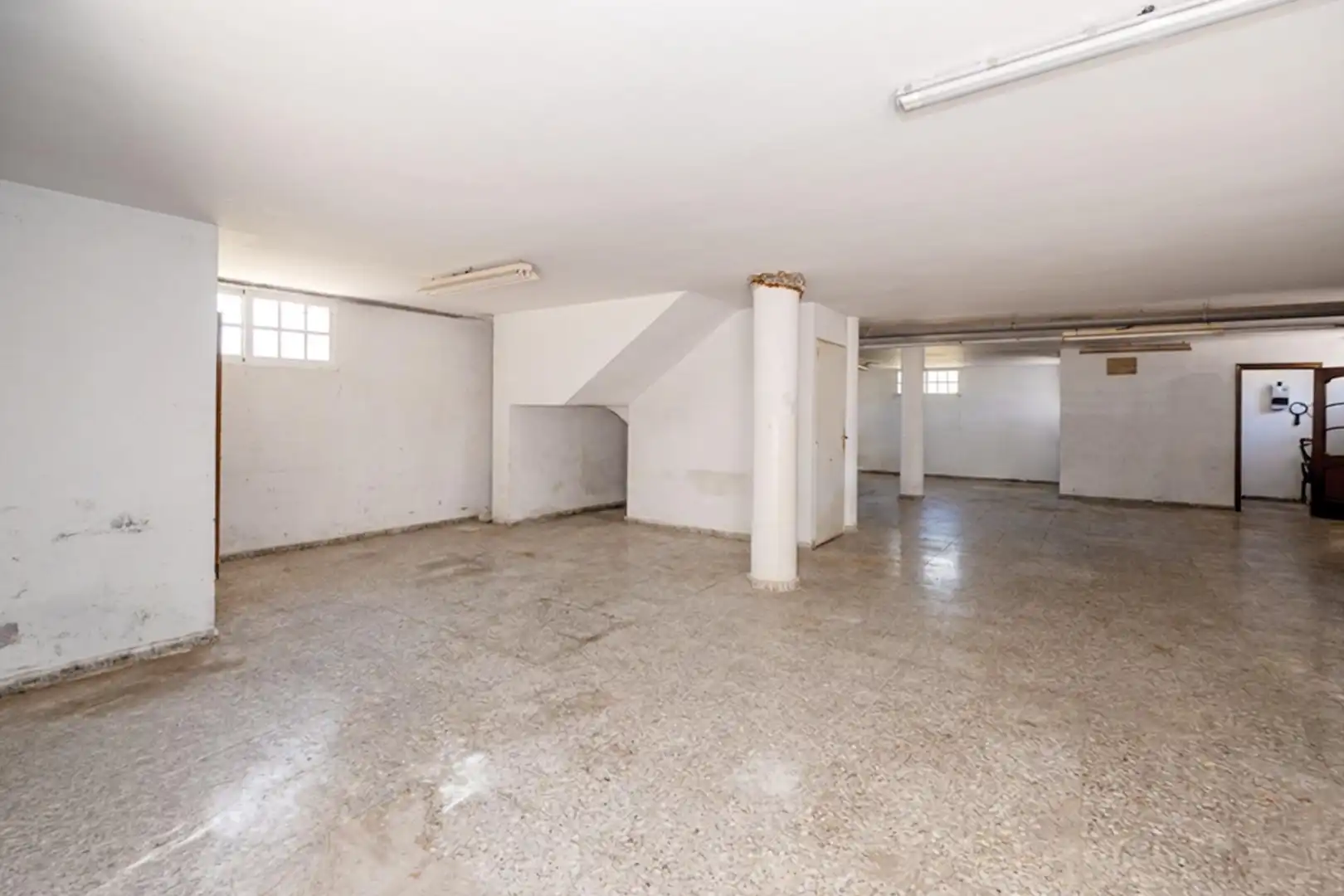Haus oder Chalet zum Verkauf in Málaga mit Klimaanlage, Terrasse und Abstellraum