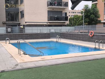 Pis amb piscina en venda a CALLE VICENTE SAVALL PASCUAL
