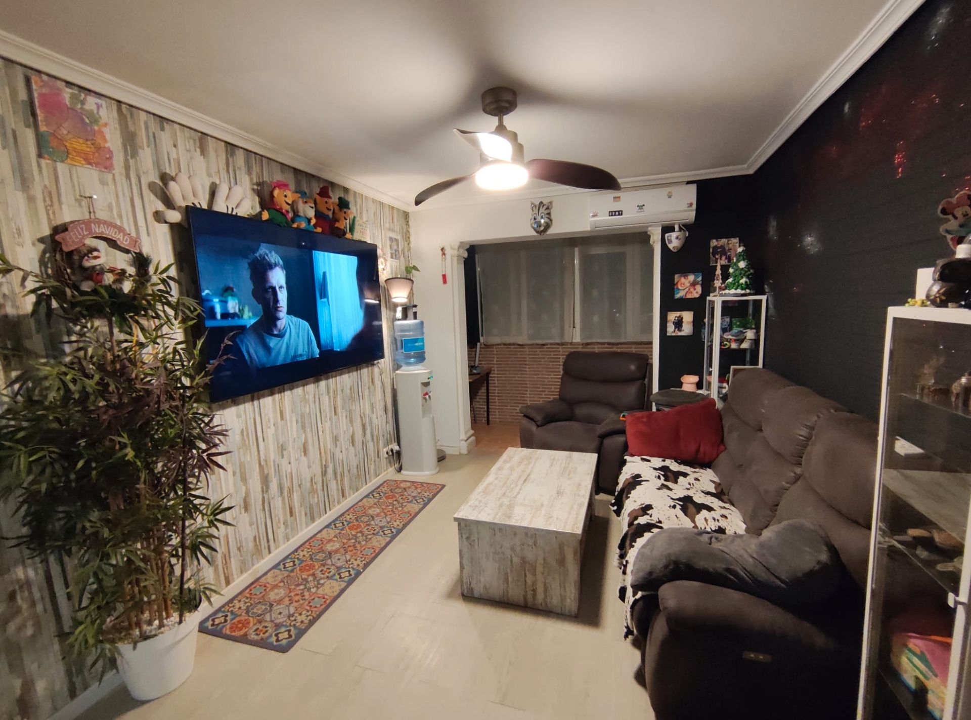 Living room of Flat for sale in Torrejón de Ardoz  with Air Conditioner, Heating and Parquet flooring