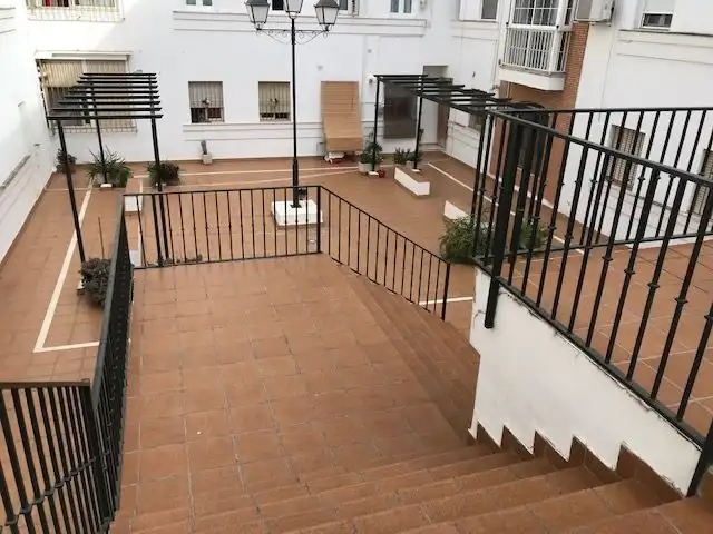 Terrasse von Geschaftsraum zum Verkauf in Sevilla mit Klimaanlage