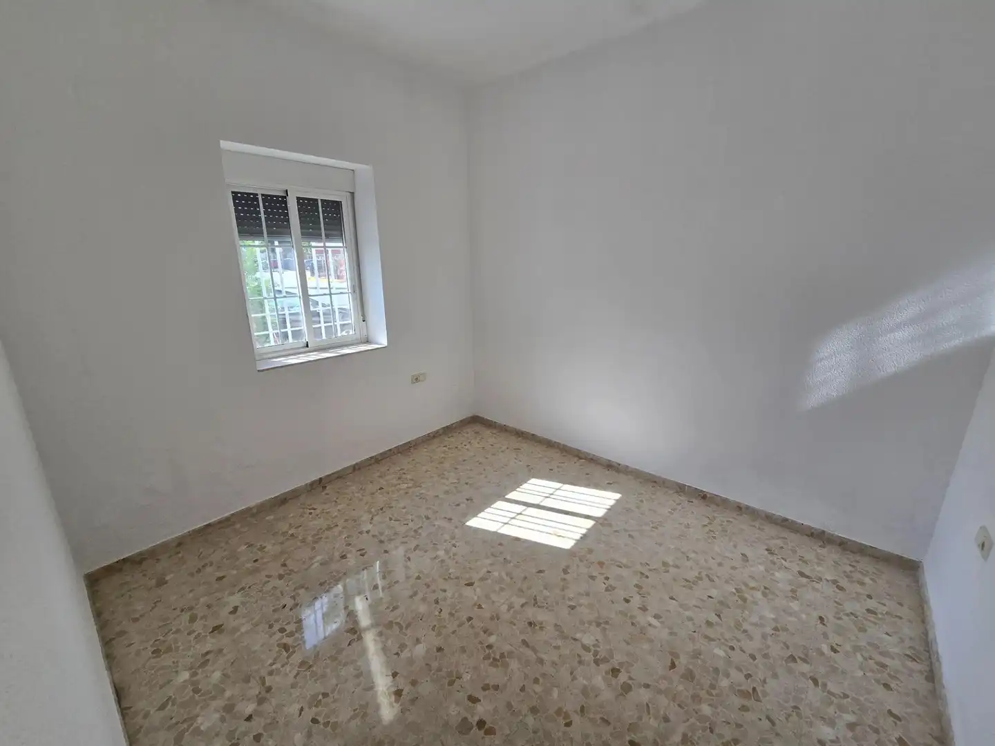 Bedroom of Ground floor for sale in Córdoba  with Air Conditioner and Heating