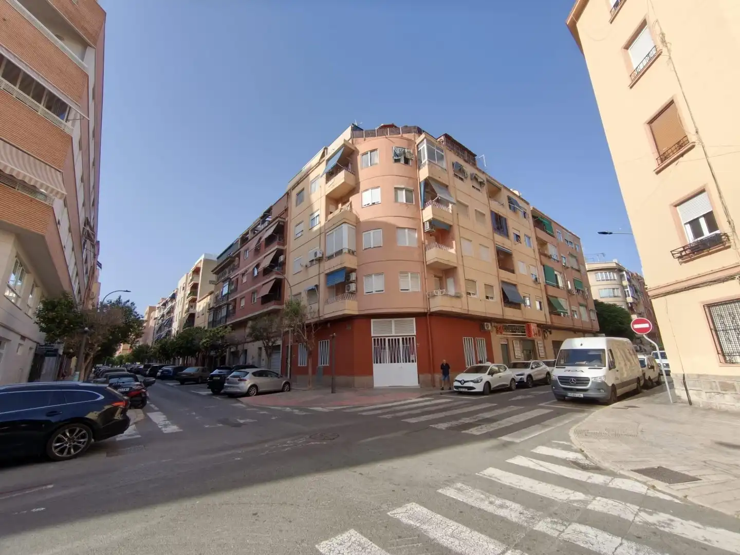 Vista exterior de Pis de lloguer en Alicante / Alacant amb Aire condicionat, Moblat i Balcó