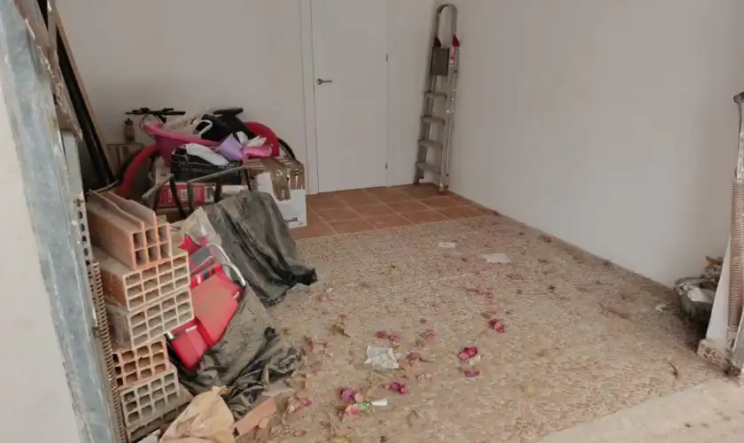 Habitación de Local en venta en Níjar