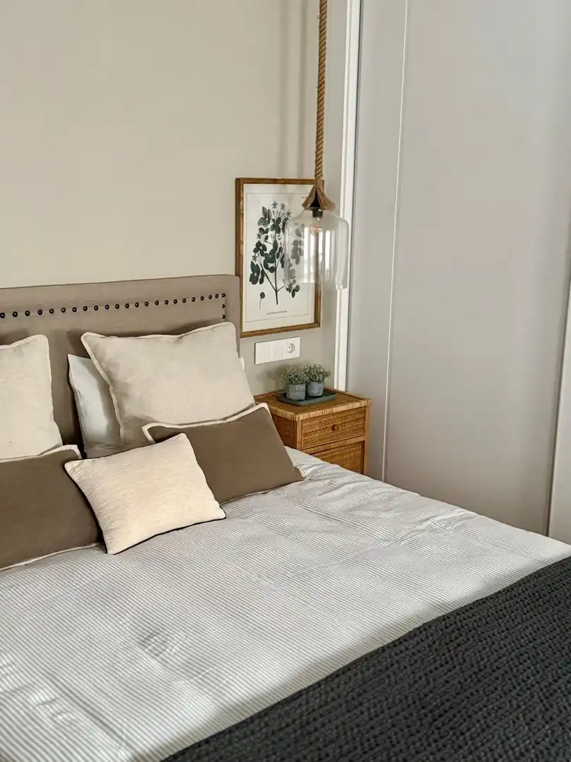 Habitación de Apartamento de alquiler en León Capital  con Calefacción, Parquet y Amueblado