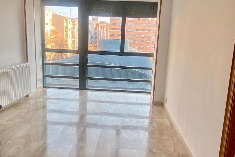 Foto 1 de Apartament de lloguer a Doctor Cerrada, Zaragoza
