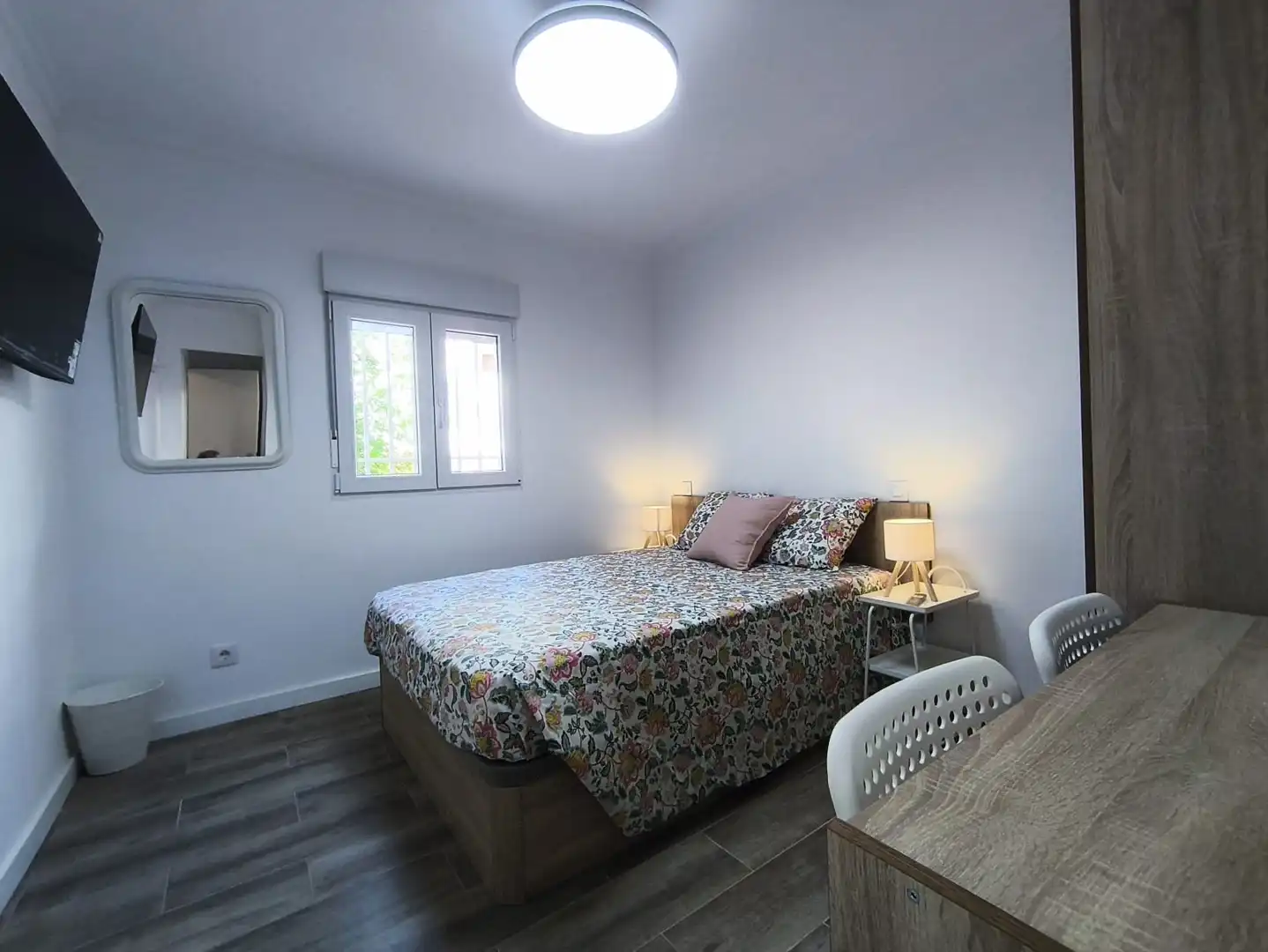 Habitación de Piso para compartir en Madrid con Calefacción, Terraza y Amueblado