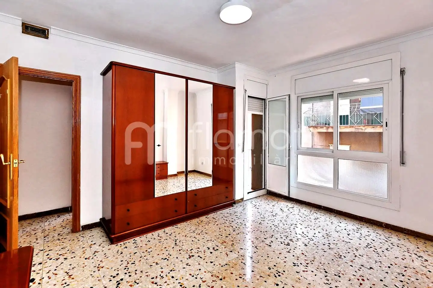 Bedroom of Flat for sale in Sabadell