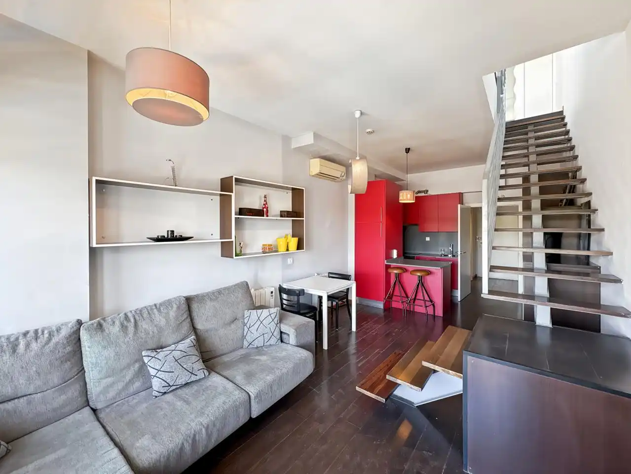 Wohnzimmer von Maisonette zum Verkauf in Madrid mit Klimaanlage, Heizung und Terrasse