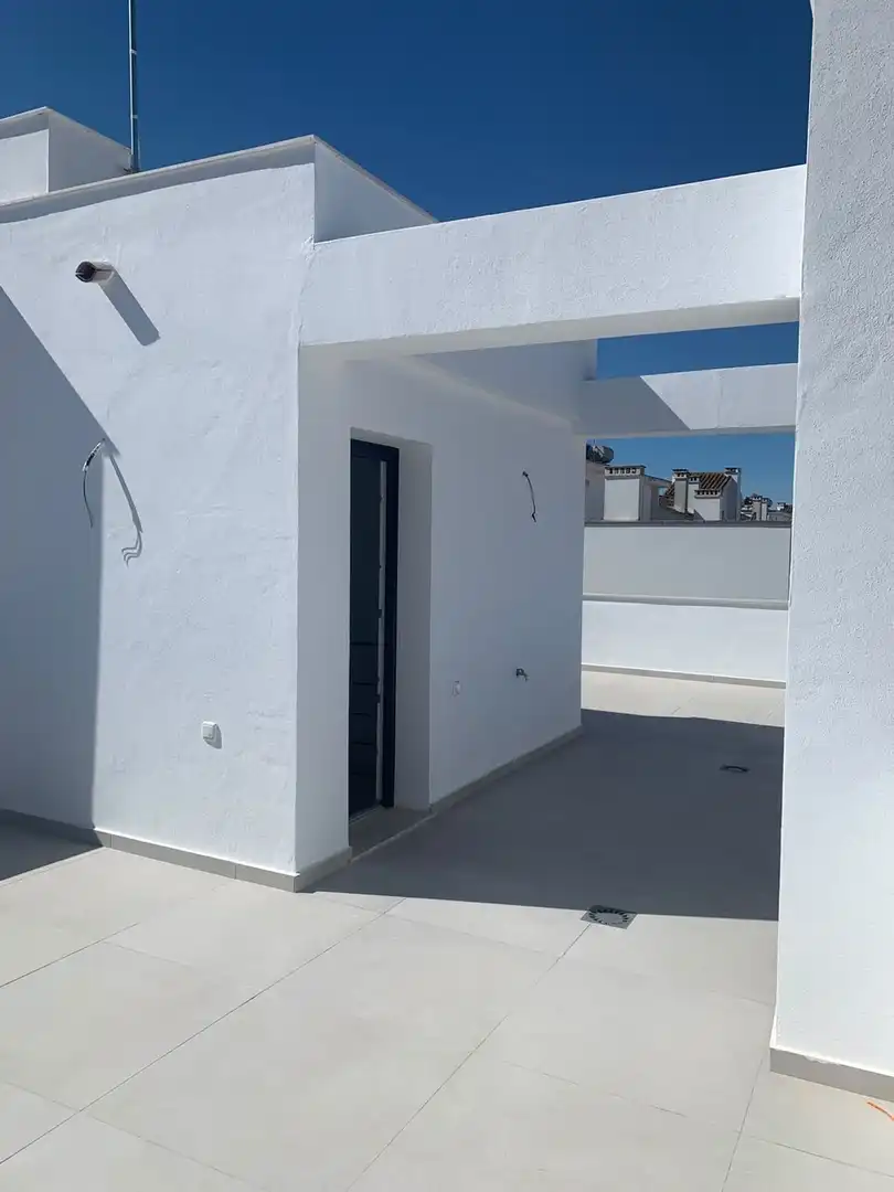 Terraced house with balcony for sale in Barrio BARRIO CANELA, imagen 10