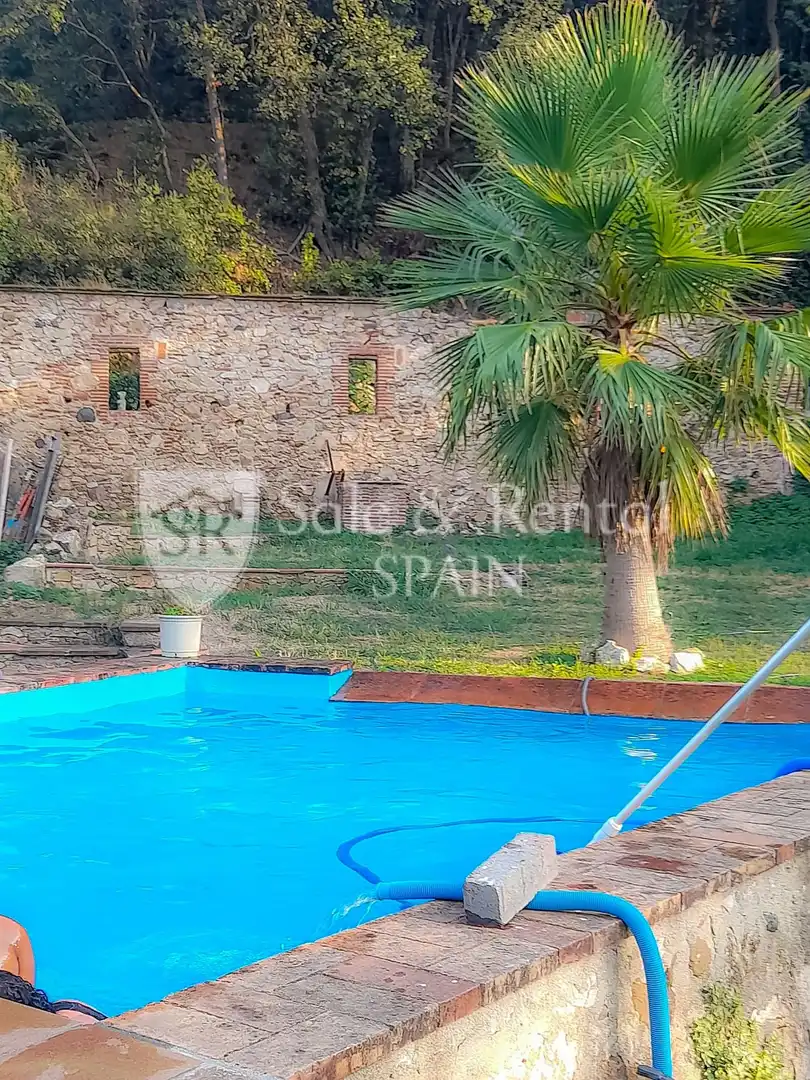 Piscina de Finca rústica en venda en Sant Pol de Mar amb Jardí privat i Traster