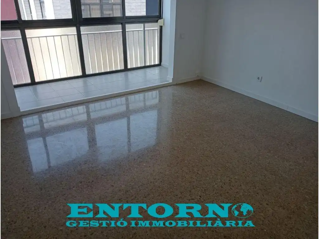 Flat for sale in Mollet del Vallès  with Air Conditioner, Terrace and Balcony