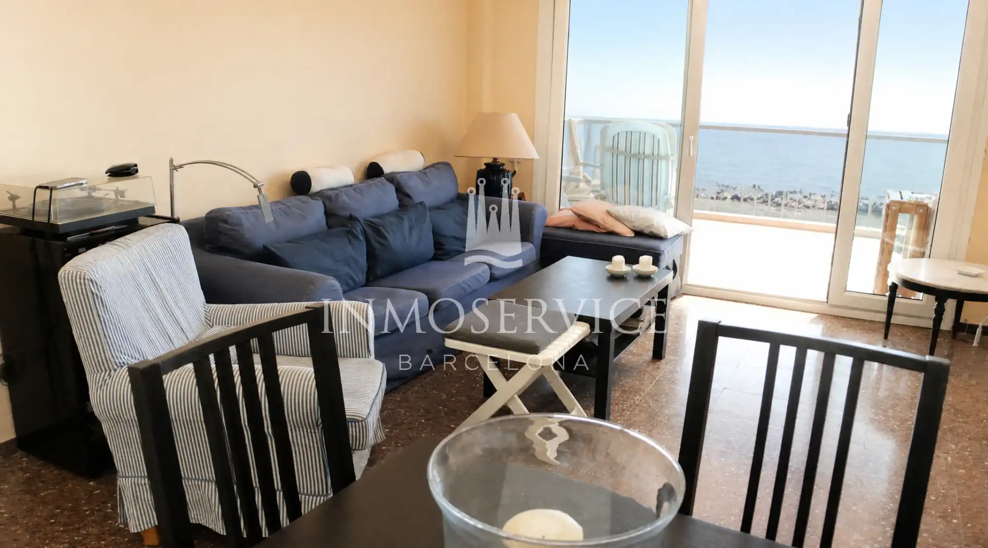 Sala d'estar de Apartament en venda en Calonge i Sant Antoni amb Calefacció, Terrassa i Moblat