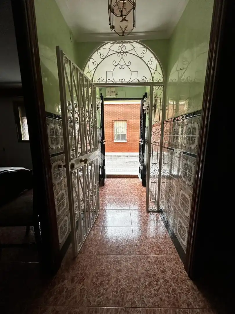 Casa adosada en venda en La Rinconada amb Aire condicionat i Calefacció