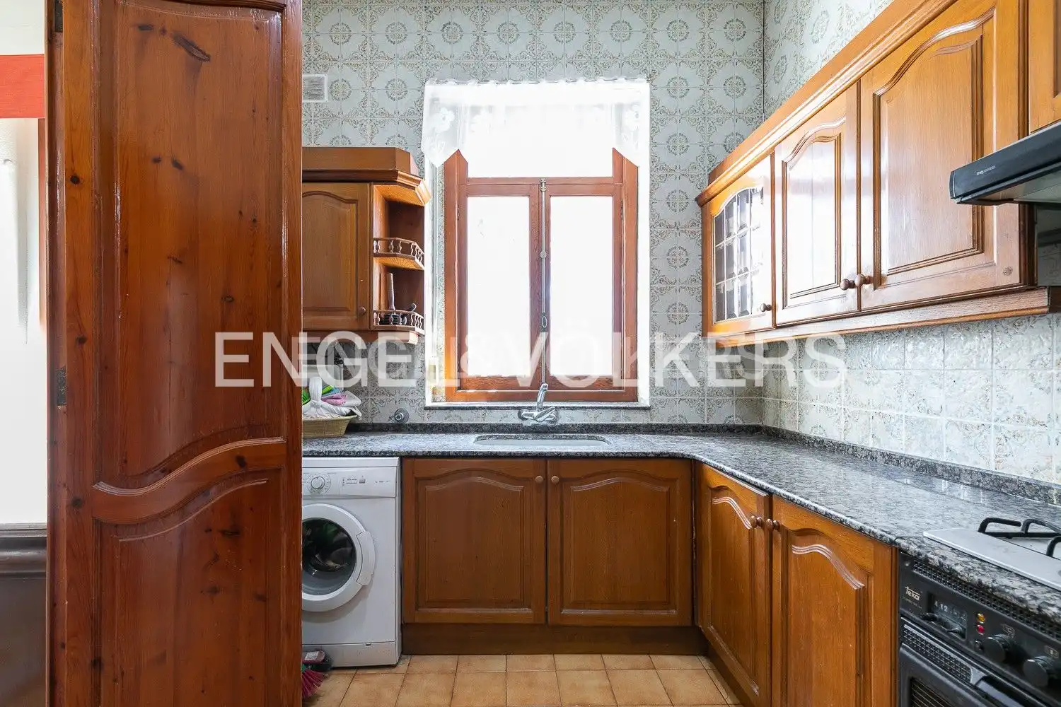 Küche von Wohnung zum Verkauf in Valencia mit Klimaanlage, Heizung und Abstellraum