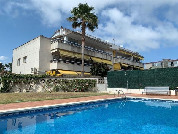 Exterior view of Flat for sale in Castelldefels  with Air Conditioner, Heating and Terrace