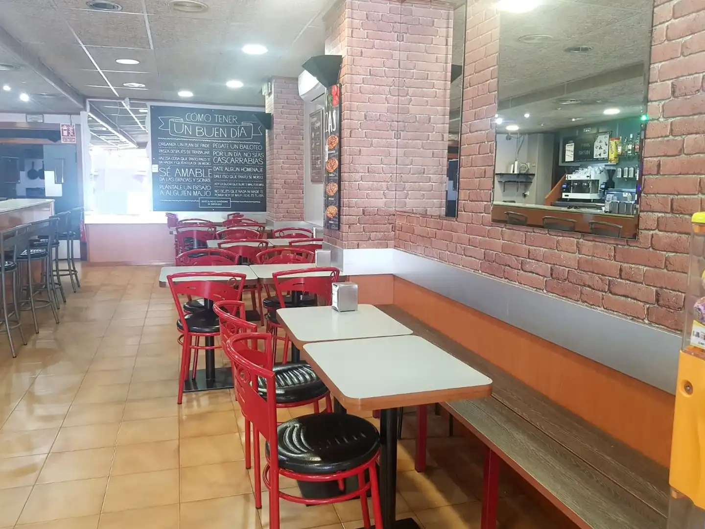 Business premises for transfer in Font Verda, imagen 5