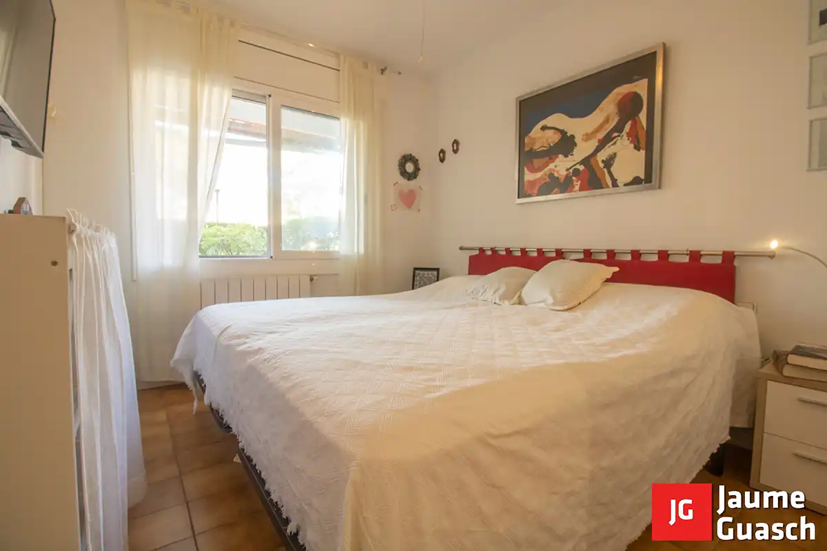 Schlafzimmer von Erdgeschoss zum Verkauf in Torredembarra mit Klimaanlage, Heizung und Terrasse