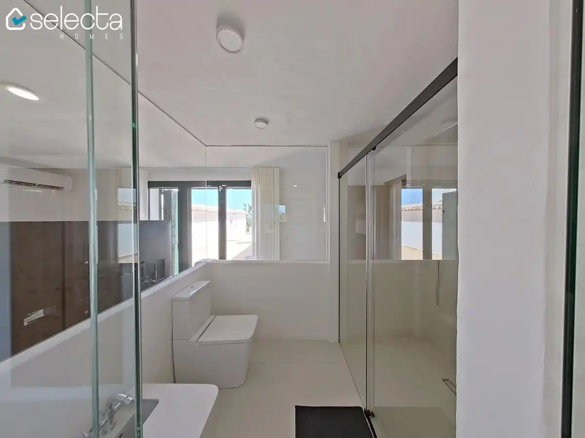 Badezimmer von Haus oder Chalet zum Verkauf in Dénia mit Klimaanlage, Heizung und Terrasse
