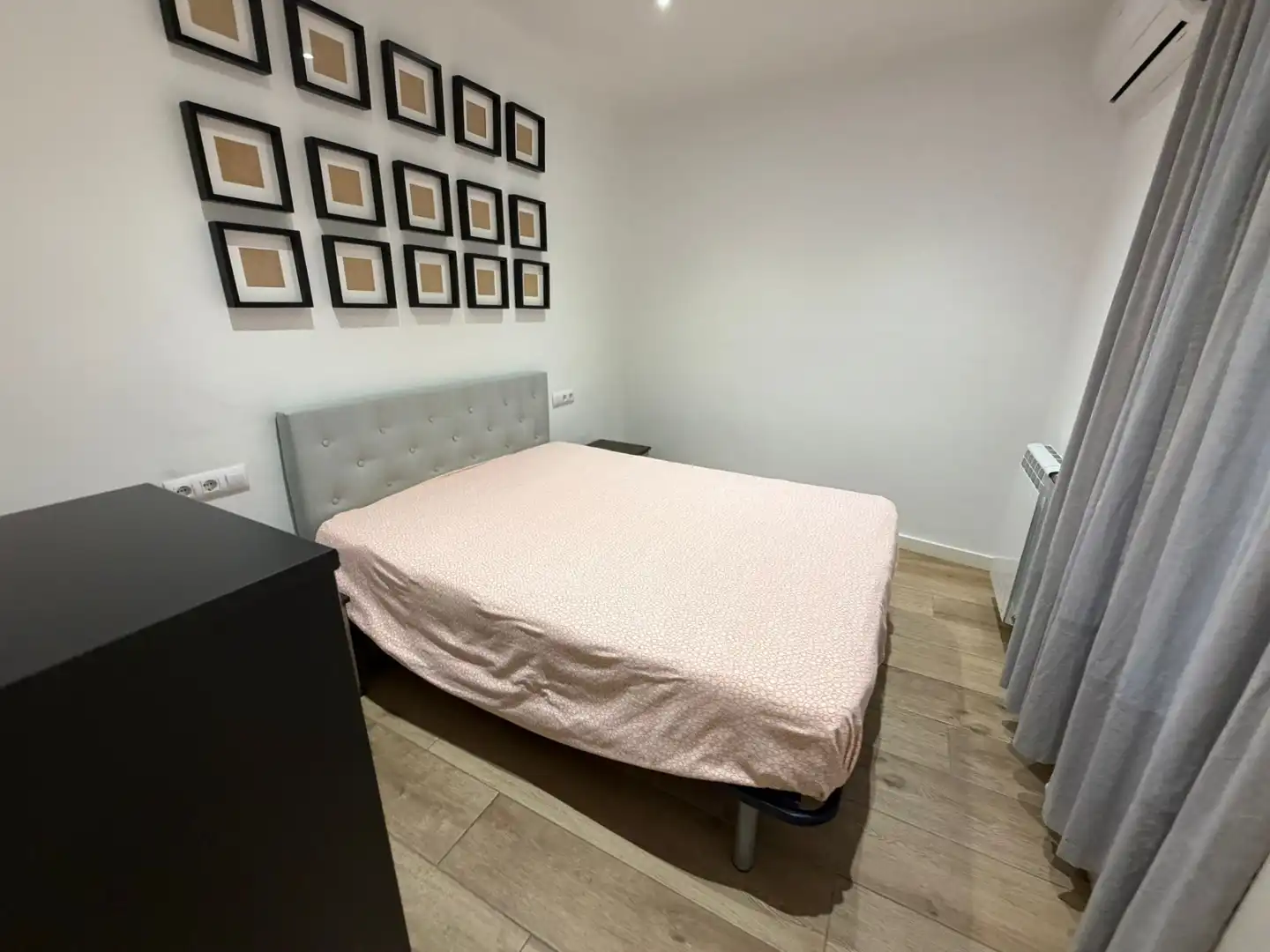 Habitación de Piso de alquiler en Lleida con Aire acondicionado, Amueblado y Horno