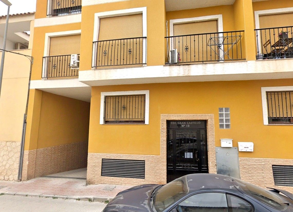 Pis en venda a Zurbaran, Ceutí