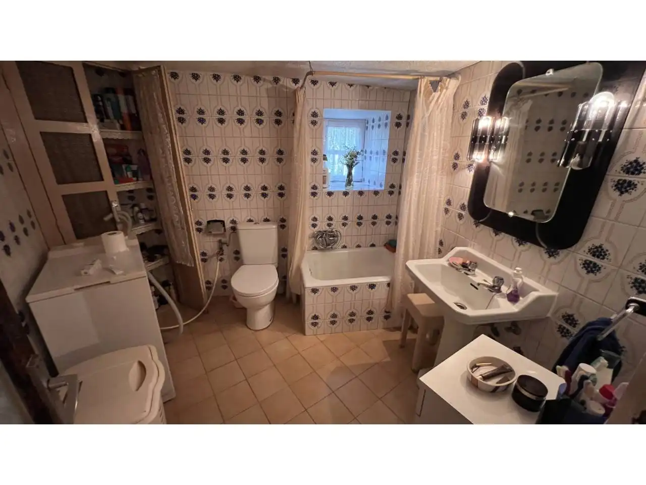 Bathroom of Detached homes for sale in Merindad de Sotoscueva  with Private garden, Terrace and Furnished