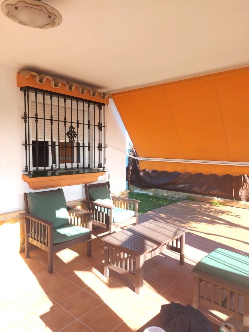 Jardí de Casa o xalet en venda en El Puerto de Santa María amb Aire condicionat, Jardí privat i Traster