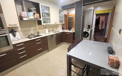 Küche von Wohnung zum verkauf in Errenteria mit Balkon