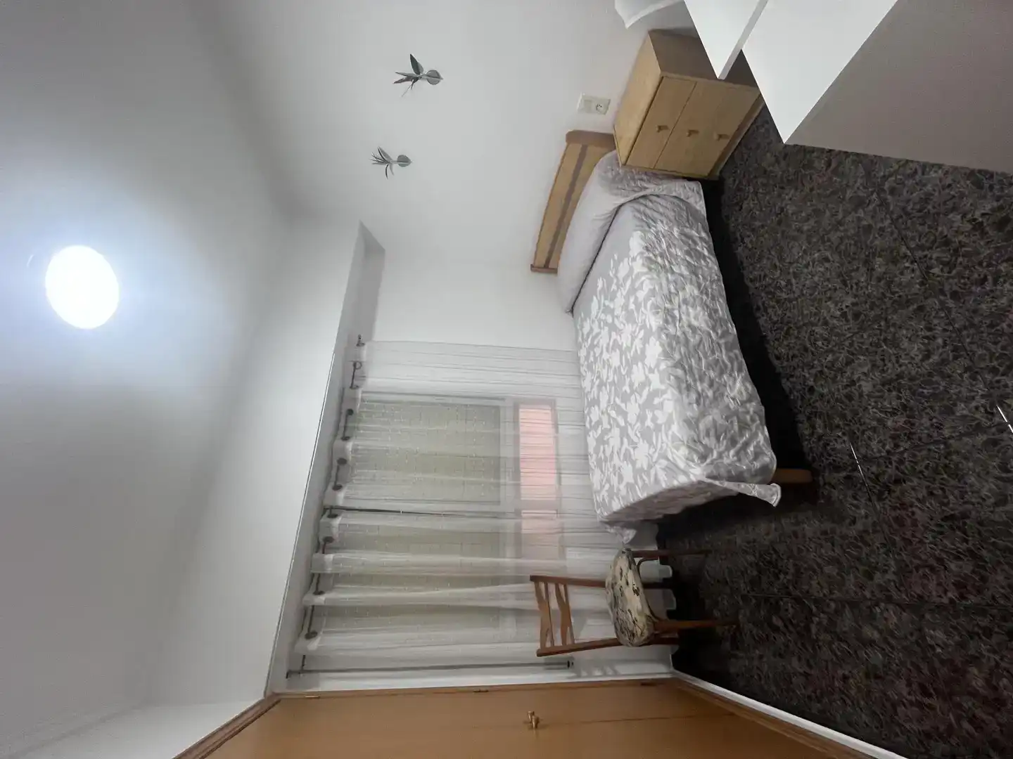 Habitación de Piso de alquiler en Elche / Elx con Amueblado y Balcón