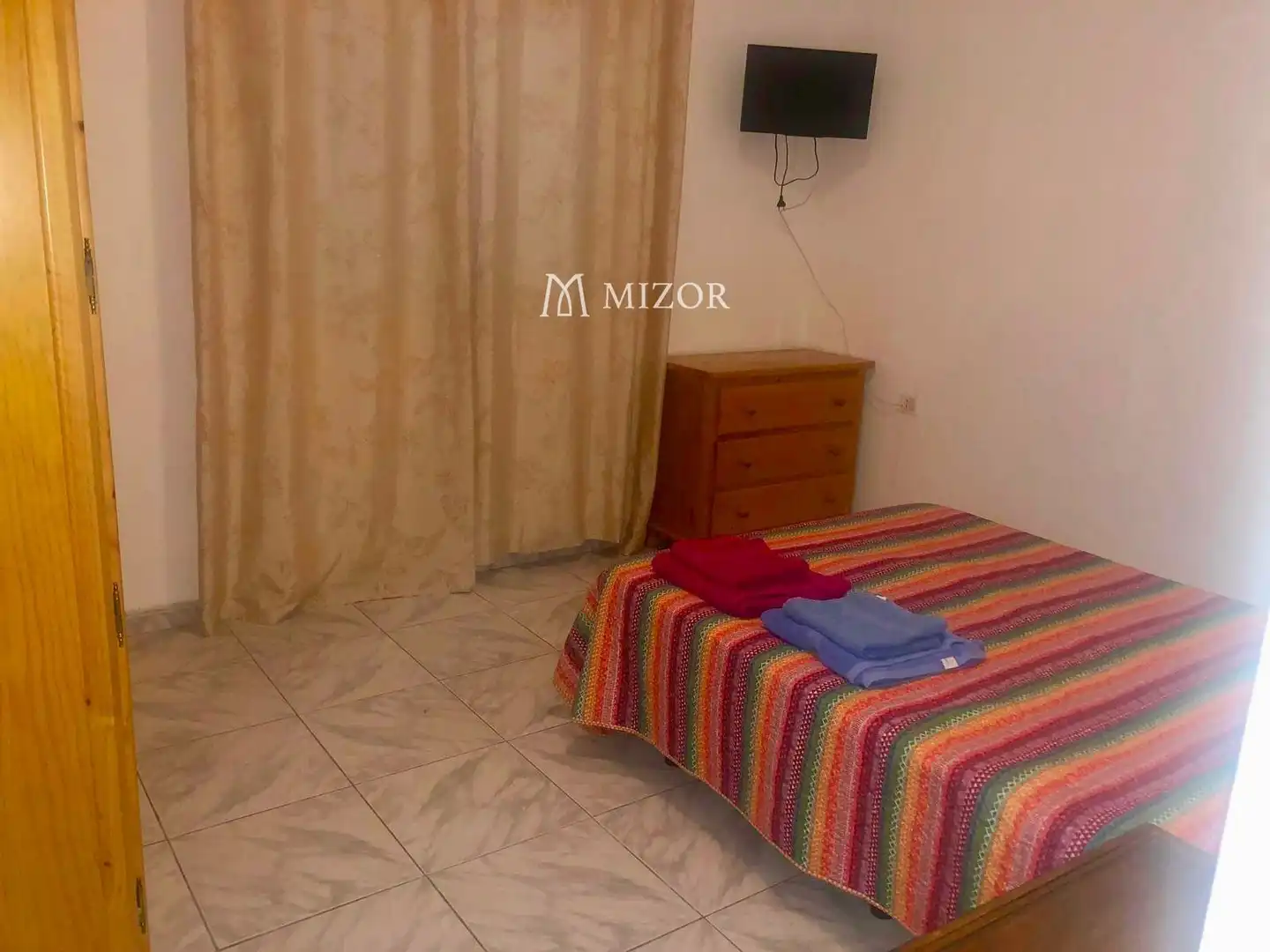 Dormitori de Apartament en venda en Arona amb Terrassa