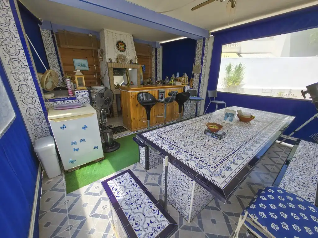 Cocina de Casa o chalet en venta en Torrevieja con Aire acondicionado, Jardín privado y Amueblado