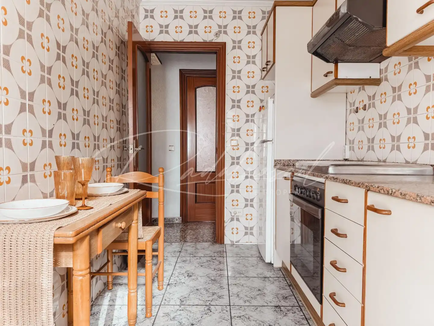 Kitchen of Flat for sale in Centre