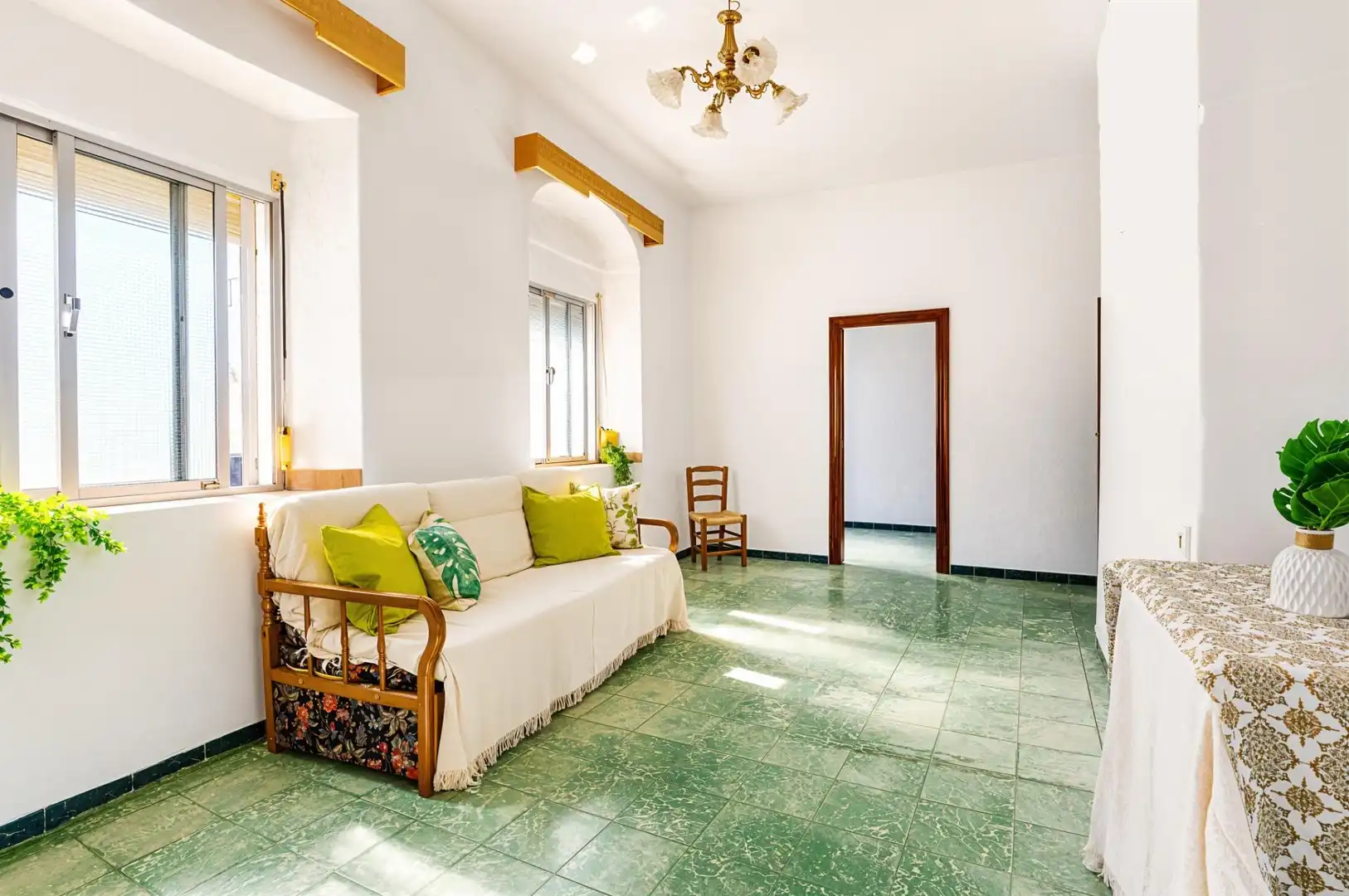 Sala de estar de Casa o chalet en venta en Medina Sidonia con Terraza, Trastero y Balcón
