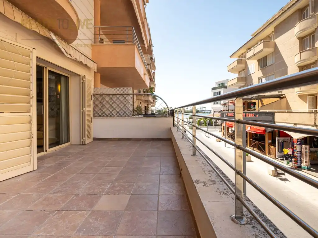 Vista exterior de Dúplex en venta en Alcúdia con Aire acondicionado, Terraza y Amueblado