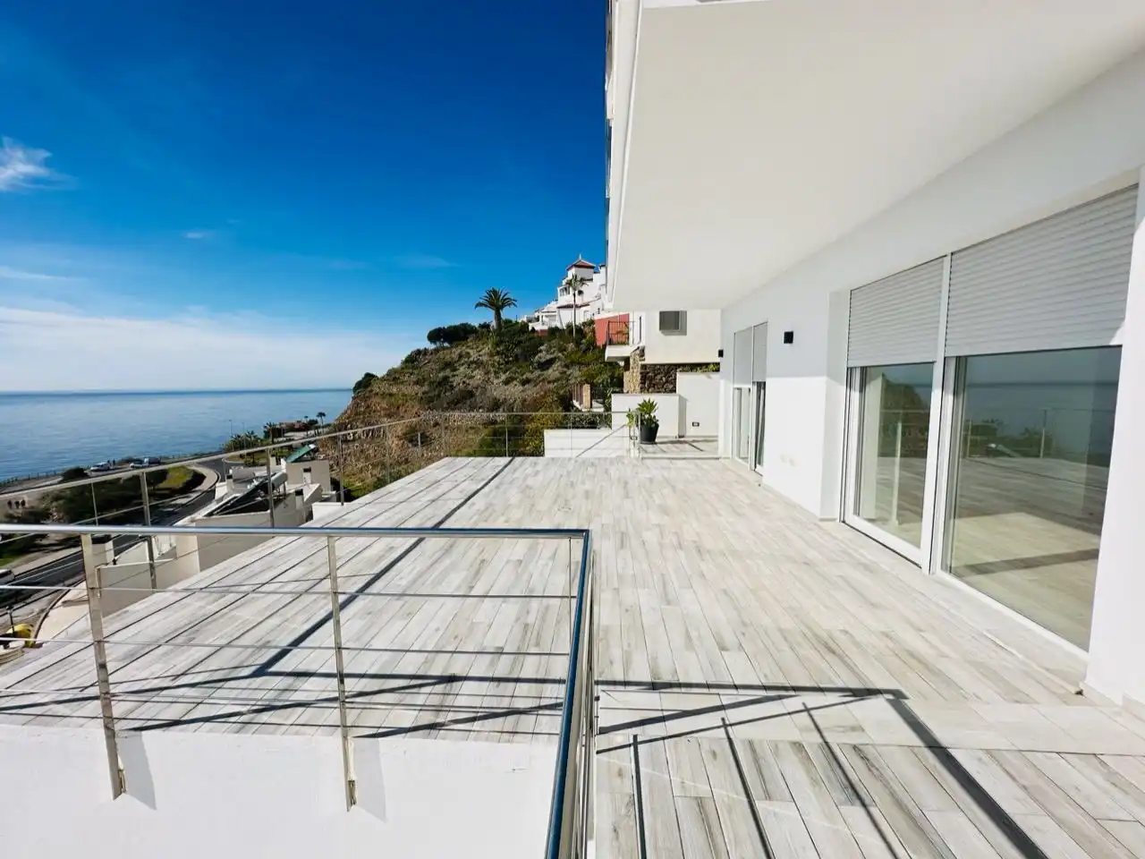 Terrassa de Casa o xalet en venda en Nerja amb Aire condicionat, Jardí privat i Traster