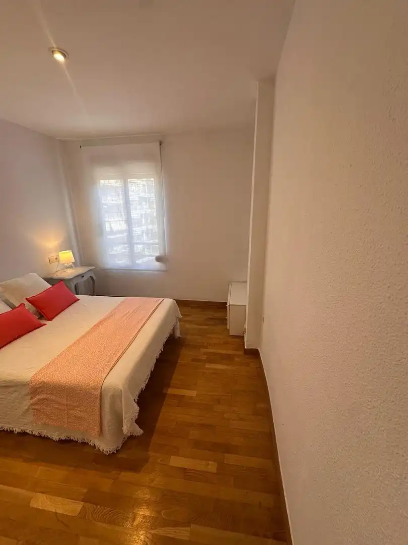 Wohnung zur Miete in Calle de Àngel Guimerà, Arrancapins