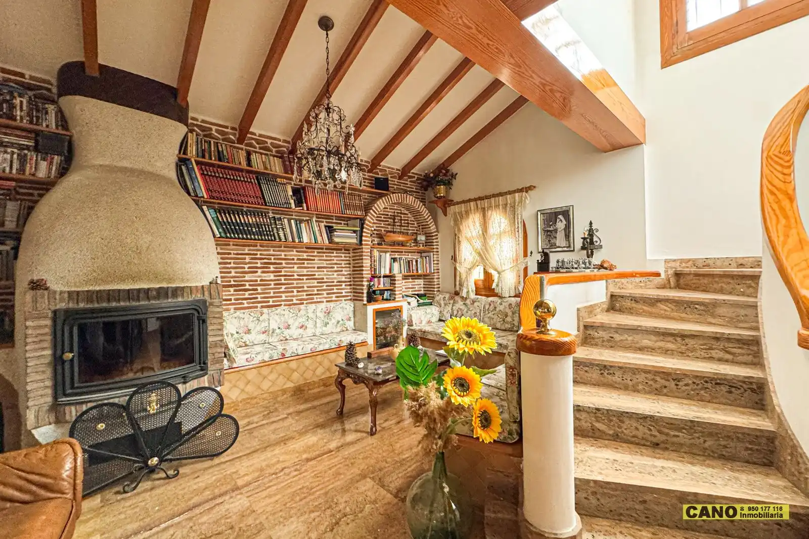 Sala de estar de Casa o chalet en venta en Almería con Aire acondicionado, Calefacción y Piscina