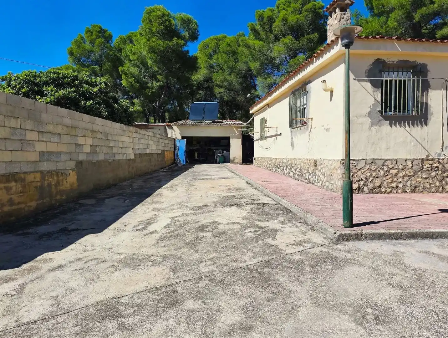 Exterior view of Houses for sale in Ontinyent