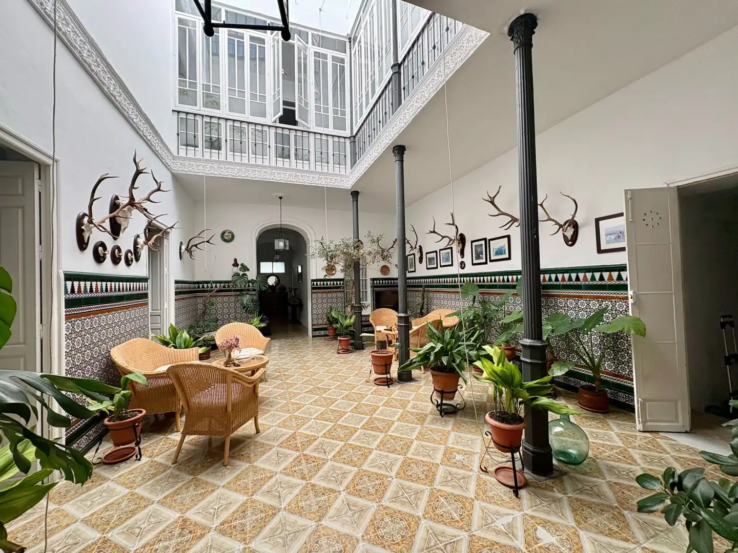 Casa amb terrassa en venda a Calle Santiago 57