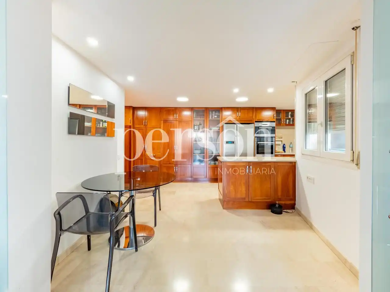 Cuina de Dúplex en venda en Mislata amb Aire condicionat, Parquet i Terrassa