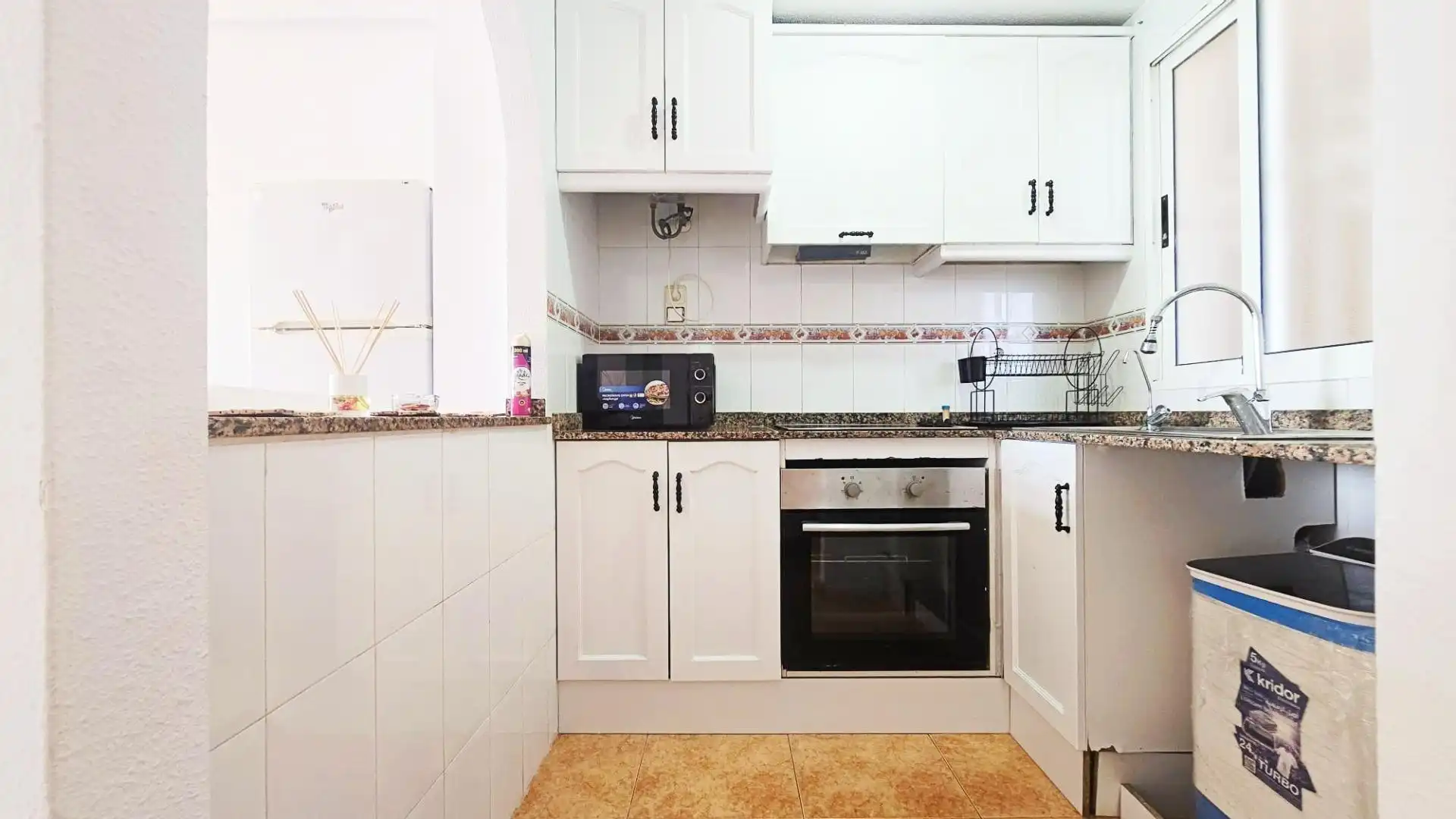 Küche von Wohnung zum Verkauf in Torrevieja mit Terrasse, Möbliert und Gemeinschaftspool