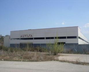 Vista exterior de Nau industrial en venda en Villafranca del Bierzo