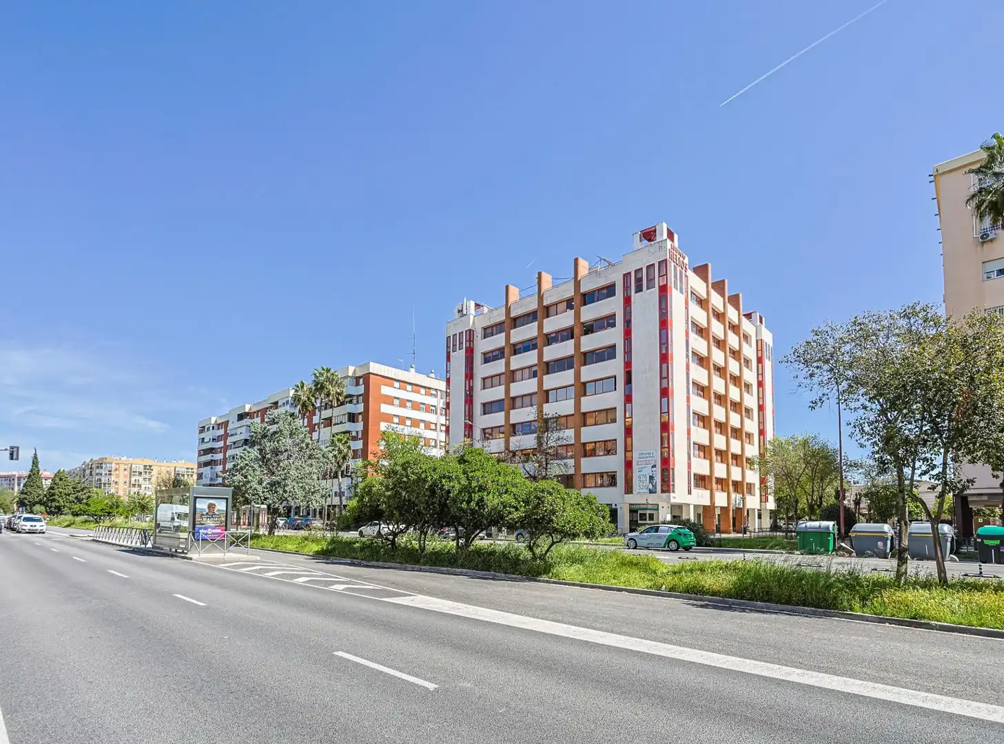 Vista exterior de Garatge en venda en Sevilla