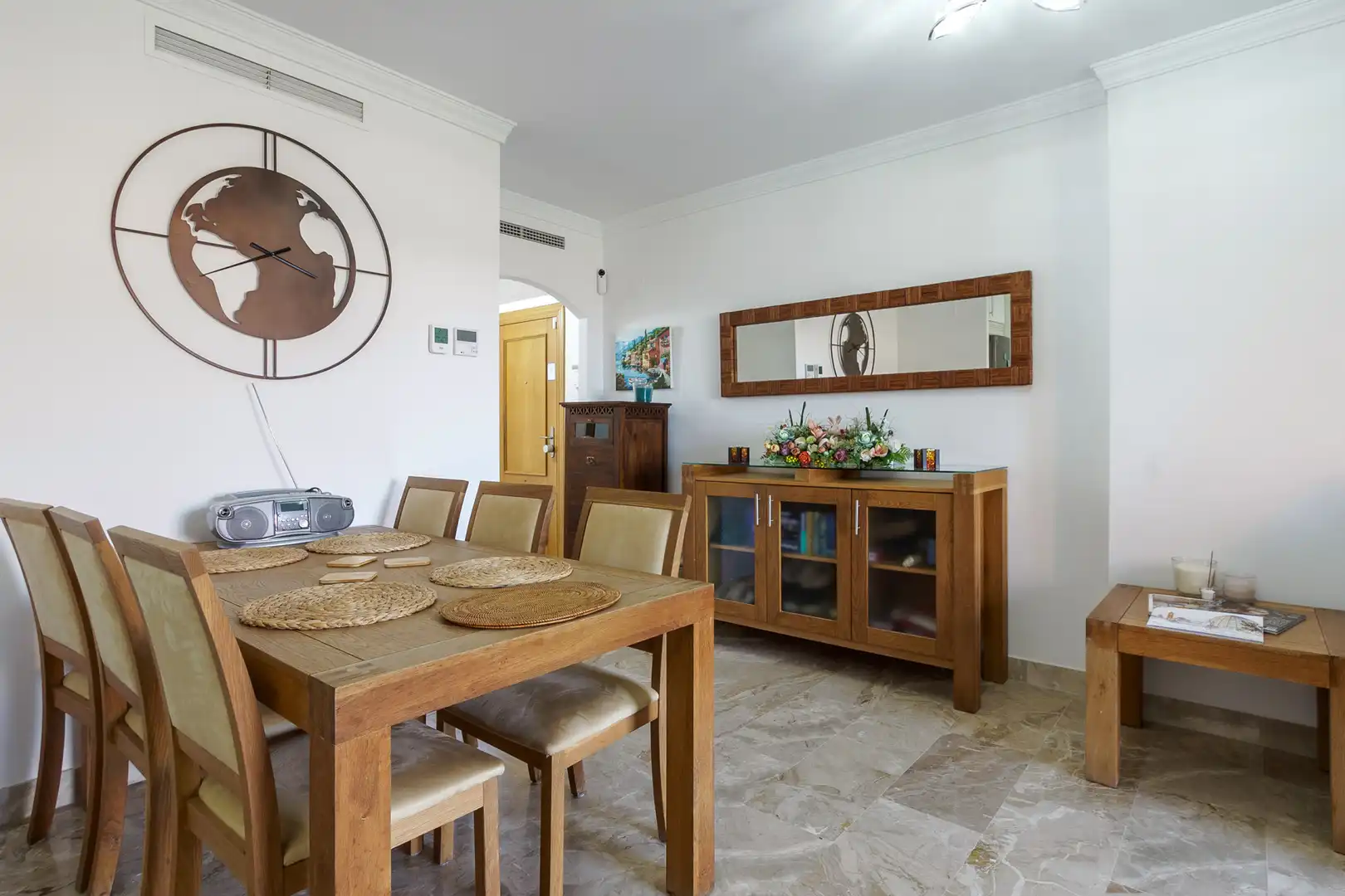 Comedor de Planta baja de alquiler en Estepona con Aire acondicionado, Jardín privado y Terraza